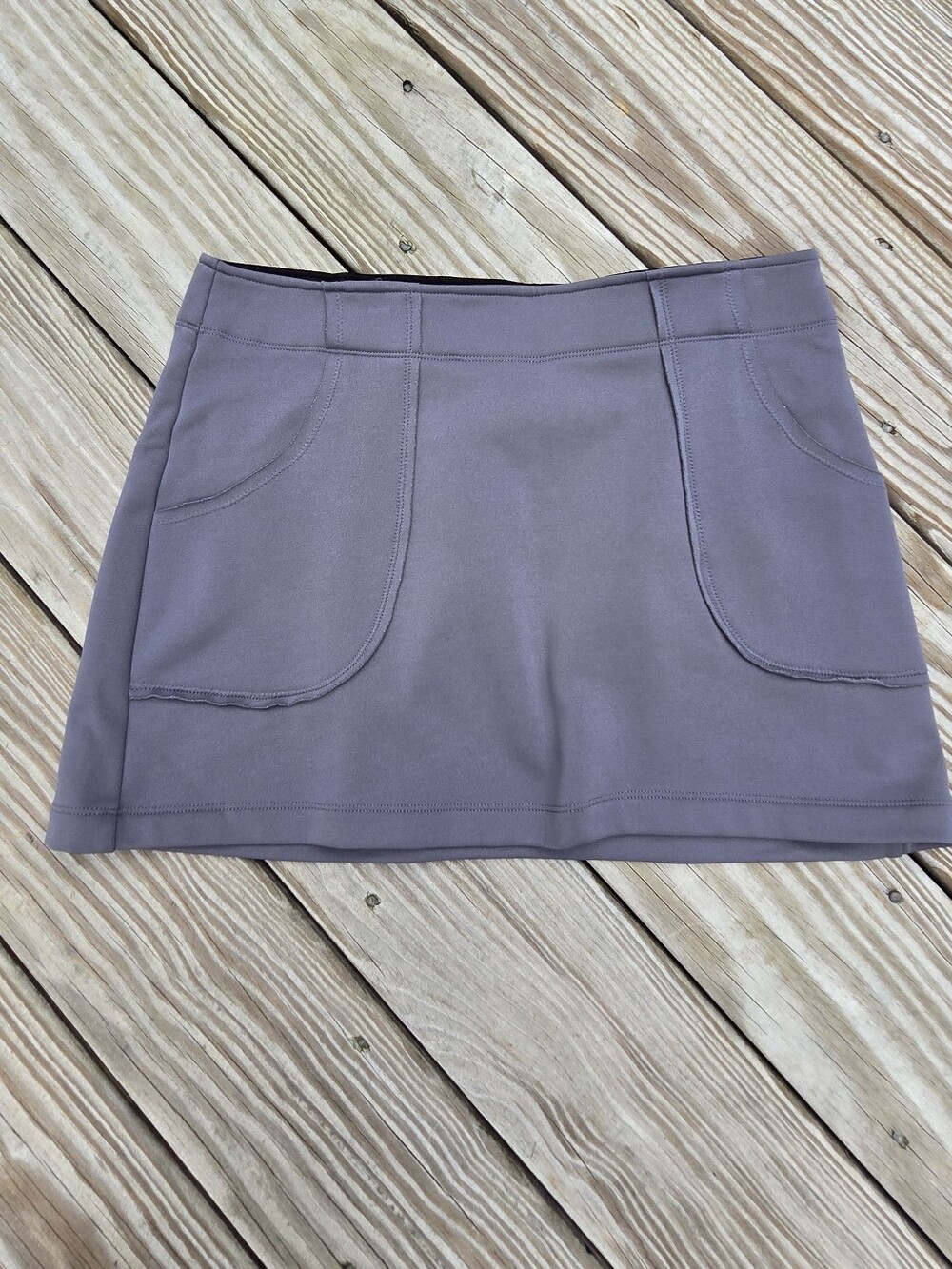Athleta Mauve-Taupe Mini Skort with Front Pockets